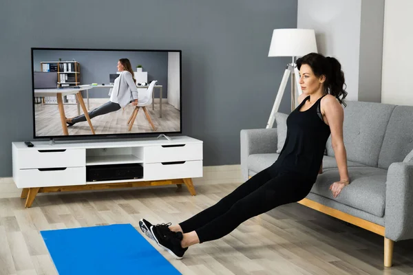 Online Home Fitness Edzés Testmozgás — Stock Fotó