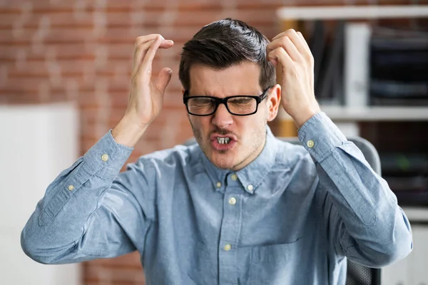 Arbetsplats Quarrel Arg Ser Man Videokonferens — Stockfoto
