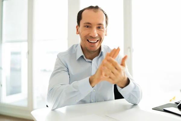 Man Clapping Online Video Conference Business Call — Stock Photo, Image