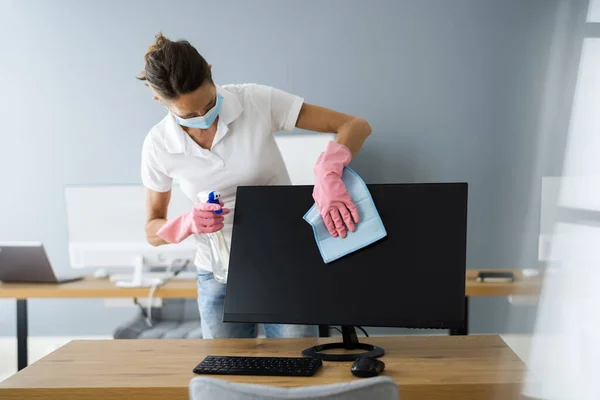 Profesyonel Ofis Zleyici Temizlik Servisi Yüz Maskesi — Stok fotoğraf