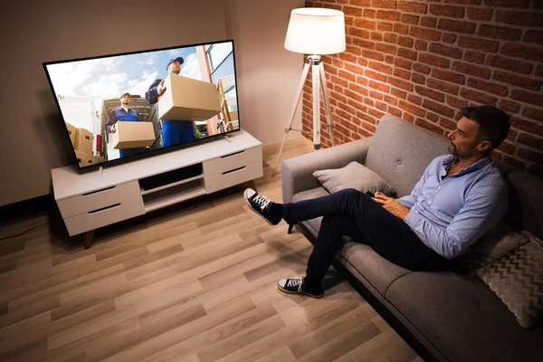 Watching Sofa Living Room — Stock Photo, Image