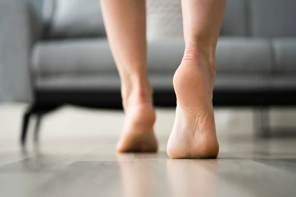 Underfloor Heat Walking Toes Heated Floor — Stock Photo, Image