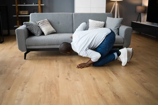 Förlorade Något Letar Efter Nycklar Eller Saker — Stockfoto