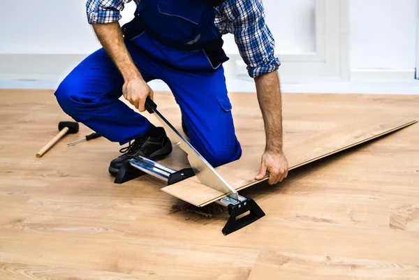 Home Improvement Job Carpentry Equipment Tool Laying New Hardwood Floor — Stock Photo, Image