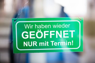 Biz sadece Almanca olarak tekrar açığız.