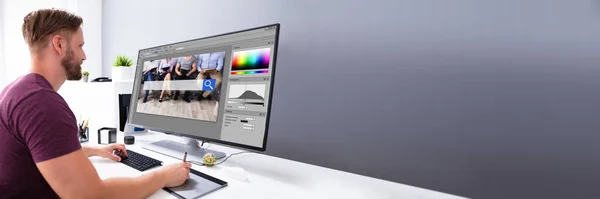 Grafisk Designer Web Artist Arbetar Retuschering Foto — Stockfoto