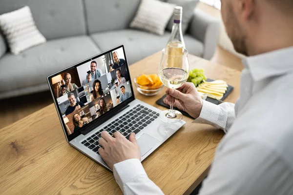 Cena Virtual Degustación Vinos Línea Utilizando Ordenador Portátil — Foto de Stock