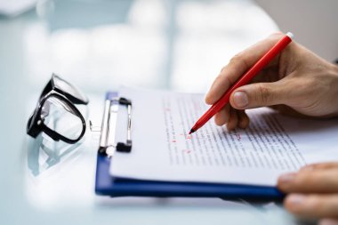 Betik Düzeltme ve Metin Dilbilgisi Hatası Düzeltmesi