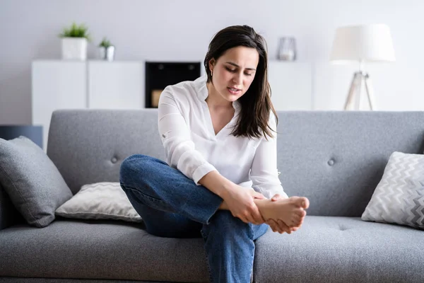 Woman Feet Callus Injured Foot Hurt Heel — Stock Photo, Image