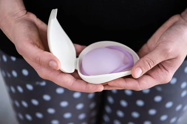 ダイヤフラム膣避妊リング 精子の避妊と産児制御 — ストック写真