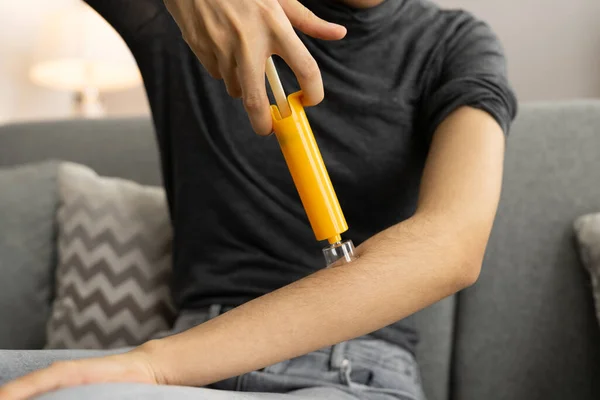 Bug Bite Suction Tool Venom Extractor — Stock Photo, Image