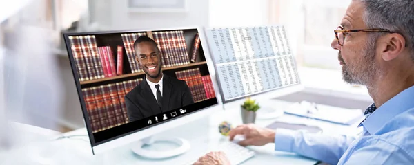 弁護士または弁護士の法的ビデオ会議またはビデオ通話 — ストック写真