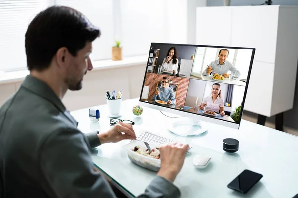 Makan Siang Kantor Dalam Konferensi Video Virtual — Stok Foto