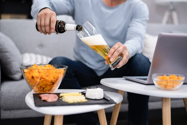Virtual Online Beer Drinking Event Video Conference — Stock Photo, Image