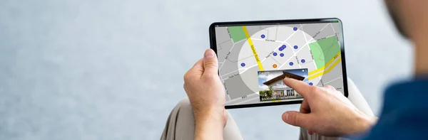 Online Gps Plats Karta Sök Tablet Computer — Stockfoto