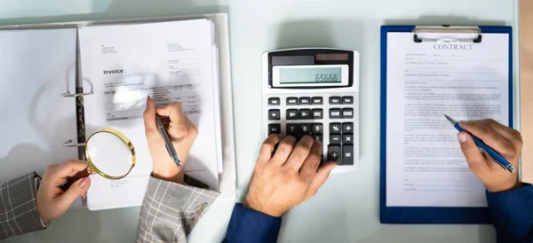 Financieel Memorandum Fraudeonderzoek Door Accountant — Stockfoto