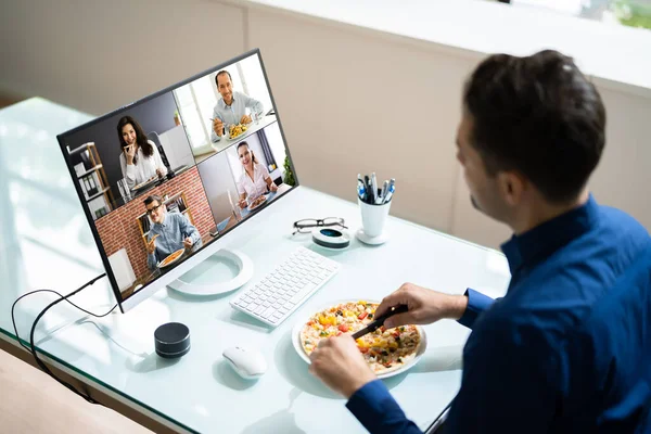 Wirtualne Biuro Przerwa Obiadowa Przy Użyciu Online Video Conference — Zdjęcie stockowe