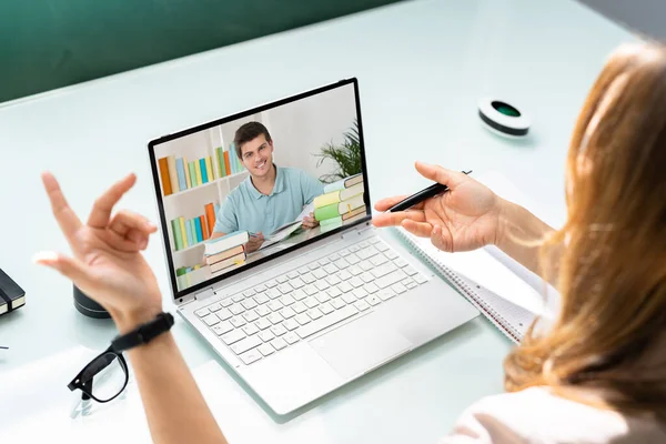 Online Videovorlesung Oder Bildungstutorial Studenten Der Universität — Stockfoto