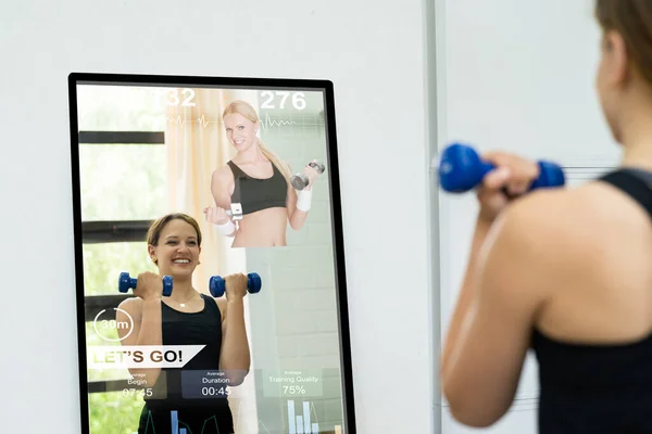 Smart Mirror Workout Exercise Class Women Doing Fitness — Stock Photo, Image