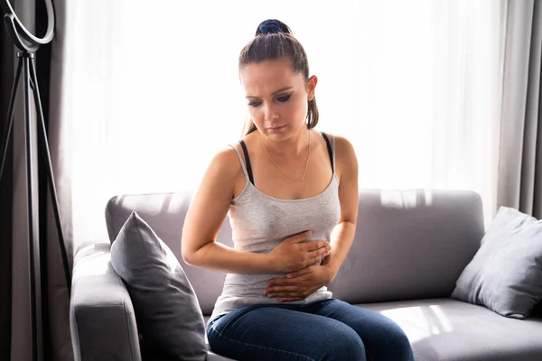 Mujer Pms Problema Dolor Período Hormonal —  Fotos de Stock