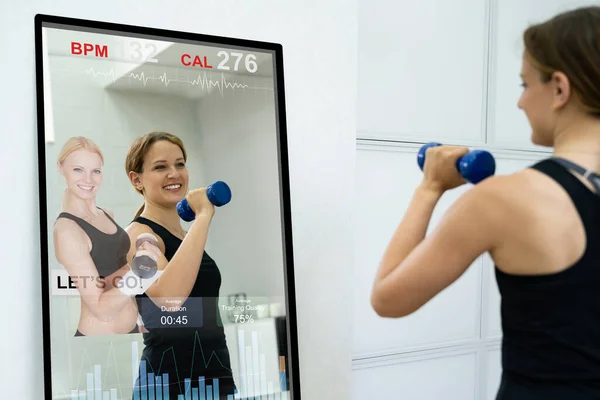 Smart Mirror Workout Exercise Class Women Doing Fitness — Stock Photo, Image