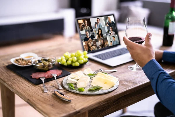 Degustazione Vino Digitale Evento Cena Virtuale Utilizzando Computer Portatile — Foto Stock