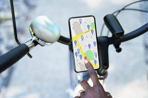 Fahrrad Gps Navigator App Mit Karte Auf Dem Handy — Stockfoto