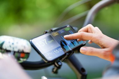 Cep telefonundan kalp izleme uygulaması