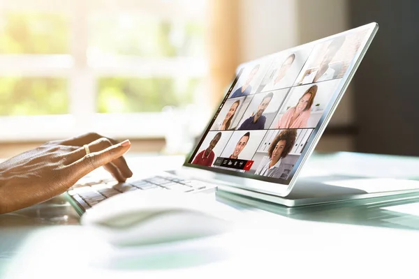 African American Watching Video Conference Business Webinar — Stock Photo, Image