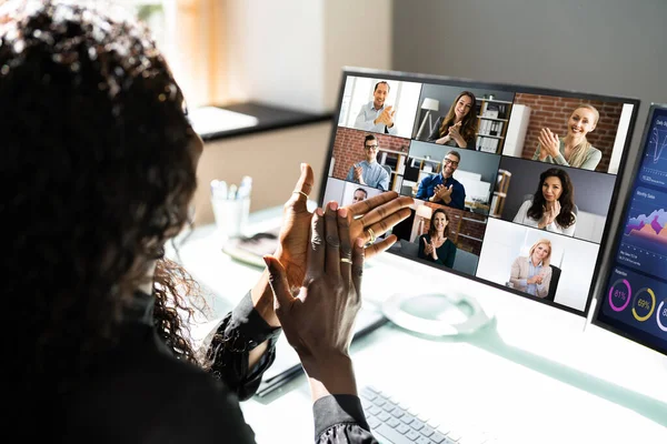 Afrikansk Klappning Virtual Video Conference Call Computer — Stockfoto