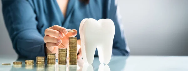 Страхування Зубів Стоматологія Обслуговування Грошей — стокове фото