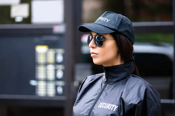 Agent Sécurité Uniforme Garde Service Femme Debout — Photo
