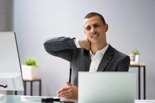 Dolor Hombro Silla Computadora Postura Ergonómica —  Fotos de Stock