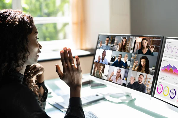 Virtuelle Videokonferenz Interview Büro Winkende Hand — Stockfoto
