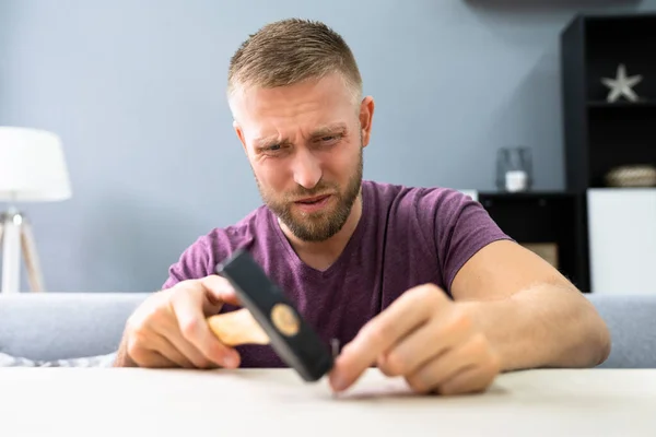 Finger Nail Hurt Med Hammer Handskada — Stockfoto