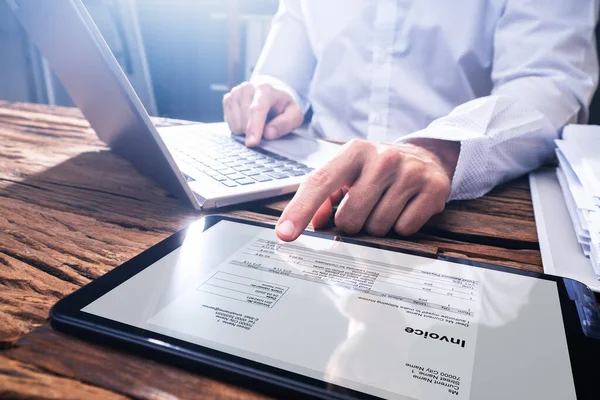 Facturatie Boekhoudsoftware Financiële Audit Laptop — Stockfoto