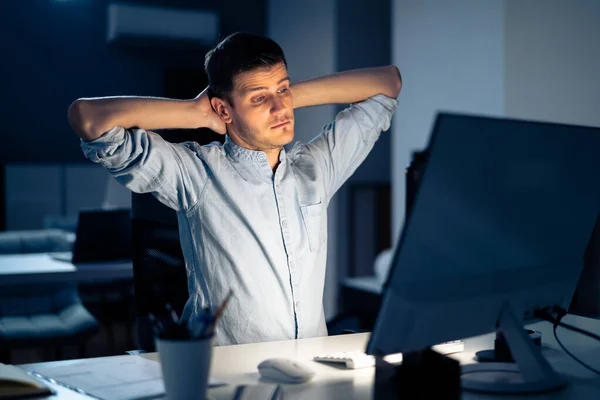 Yoga Stretch Oefening Bureaustoel Welzijn Van Werknemers — Stockfoto