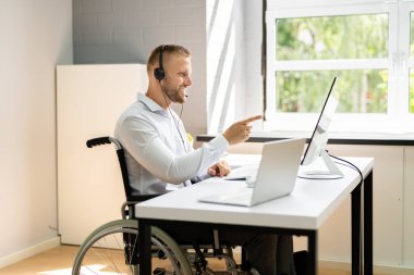 Çevrimiçi Sanal Konferans Webinar veya Eğitim Görüşmesi Çağrısı