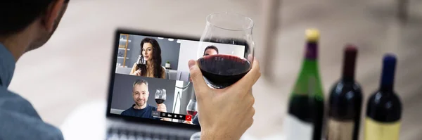 Virtual Wine Tasting Dinner Event Online Using Laptop — Stock Photo, Image