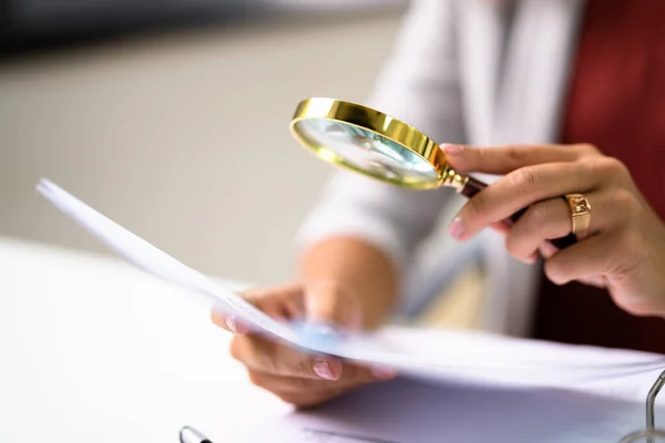 Auditor Doing Financial Audit Tax Fraud Inspection Using Magnifying Glass — Stock Photo, Image