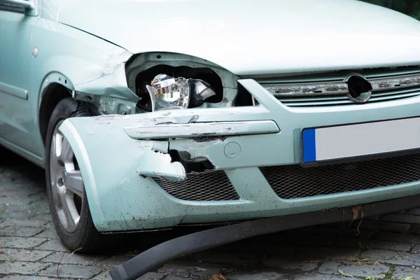 Broken Car On Street — Stock Photo, Image