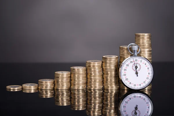 El tiempo es concepto de dinero — Foto de Stock