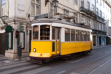 Portekiz Street Tramvayda