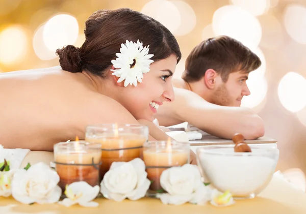 Couple  In Beauty Spa — Stock Photo, Image