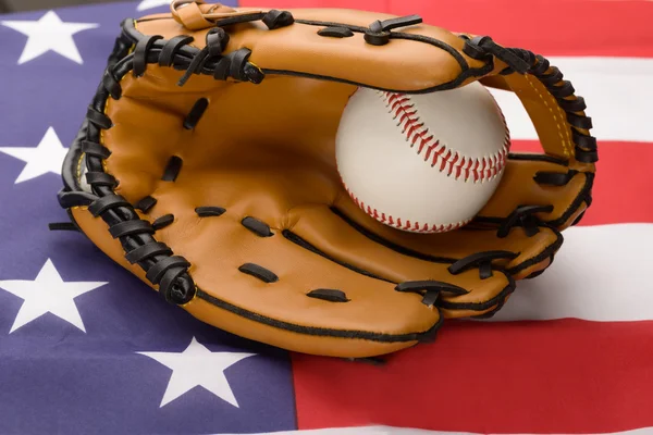 Baseball Glove And Ball — Stock Photo, Image