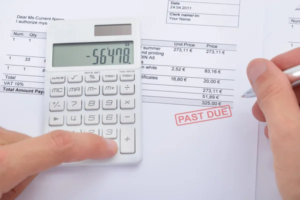 Man Analyzing Past Due Statement — Stock Photo, Image