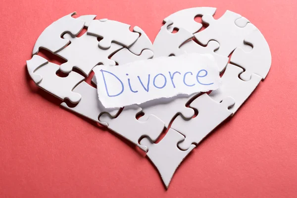 Etichetta di divorzio sul cuore — Foto Stock