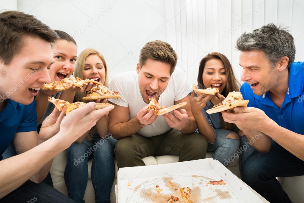 Taking Slice Of Pizza Friends Eat Pizza Stock Photo - Download Image Now -  Pizza, Eating, Friendship - iStock