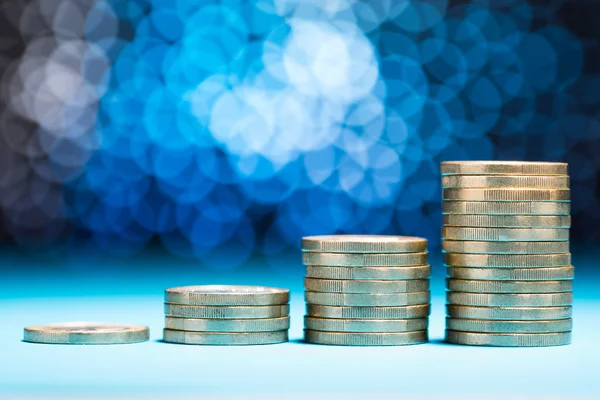 Raising Stack Of Coins — Stock Photo, Image