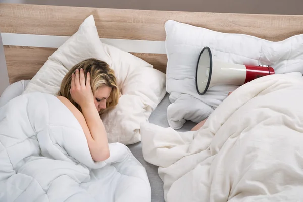 Woman Disturbed By Snores — Stock Photo, Image